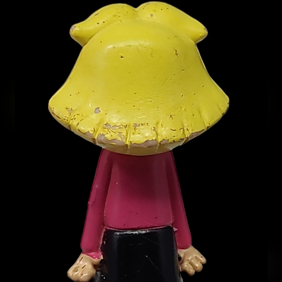 OLDER - CLIFFORD THE BIG RED DOG AND HIS OWNER EMILY ELIZABETH SCHOLASTIC - Picture 14 of 16